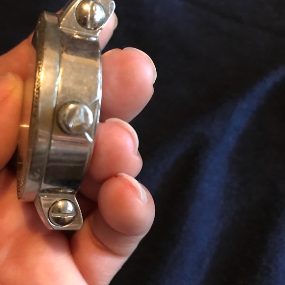 Freeze Diamond Bezel Unisex Watch - Picture 4 of 4